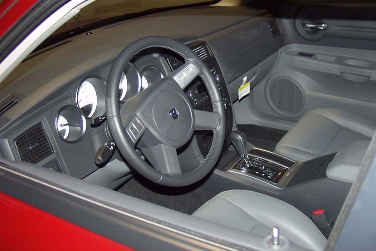 06 Dodge Magnum R/T 4dr Wagon Dash